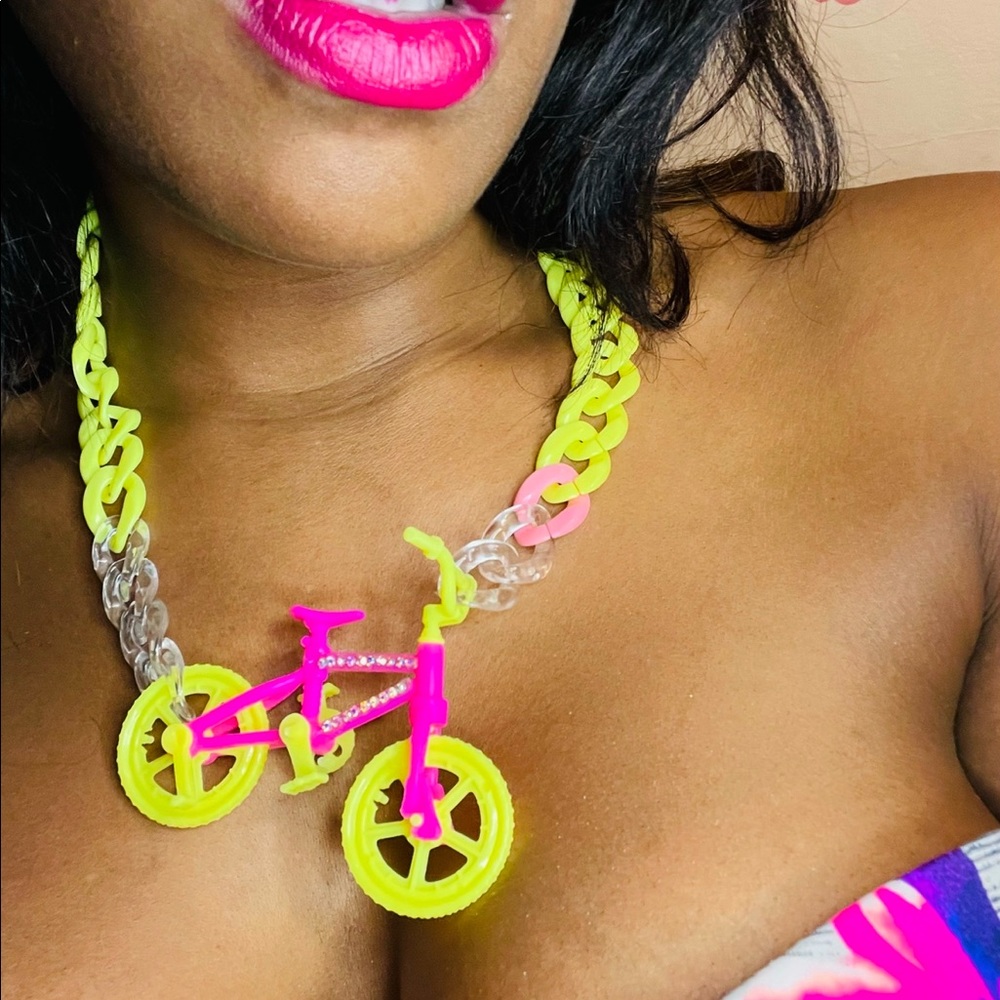 Necklace - Picture 4 of 5